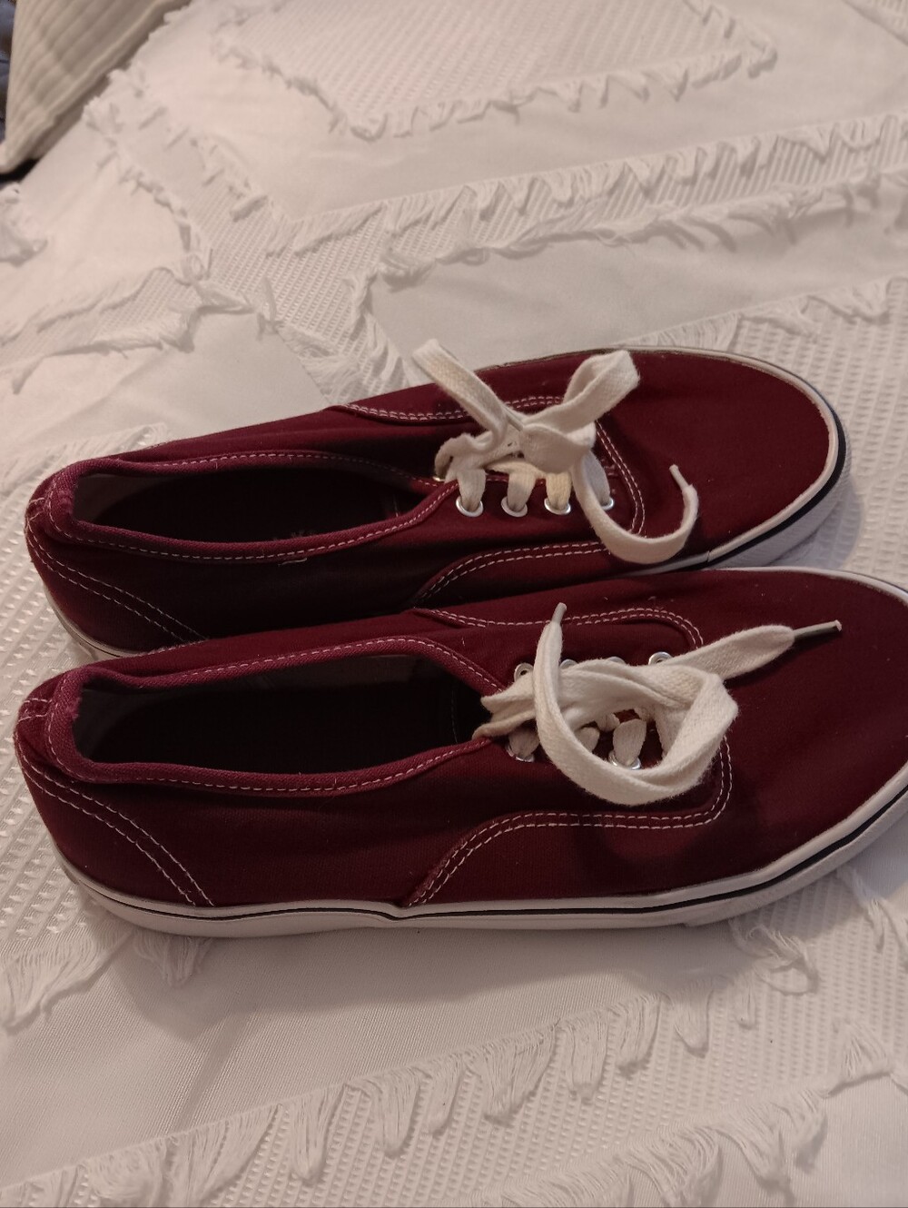 Airwalk Vintage Maroon Canvas Lace-Up Sneakers 8